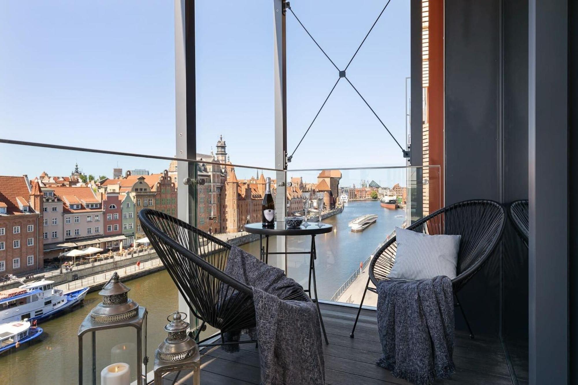 Rent Like Home X Deo Plaza - Old Town Гданьск Экстерьер фото