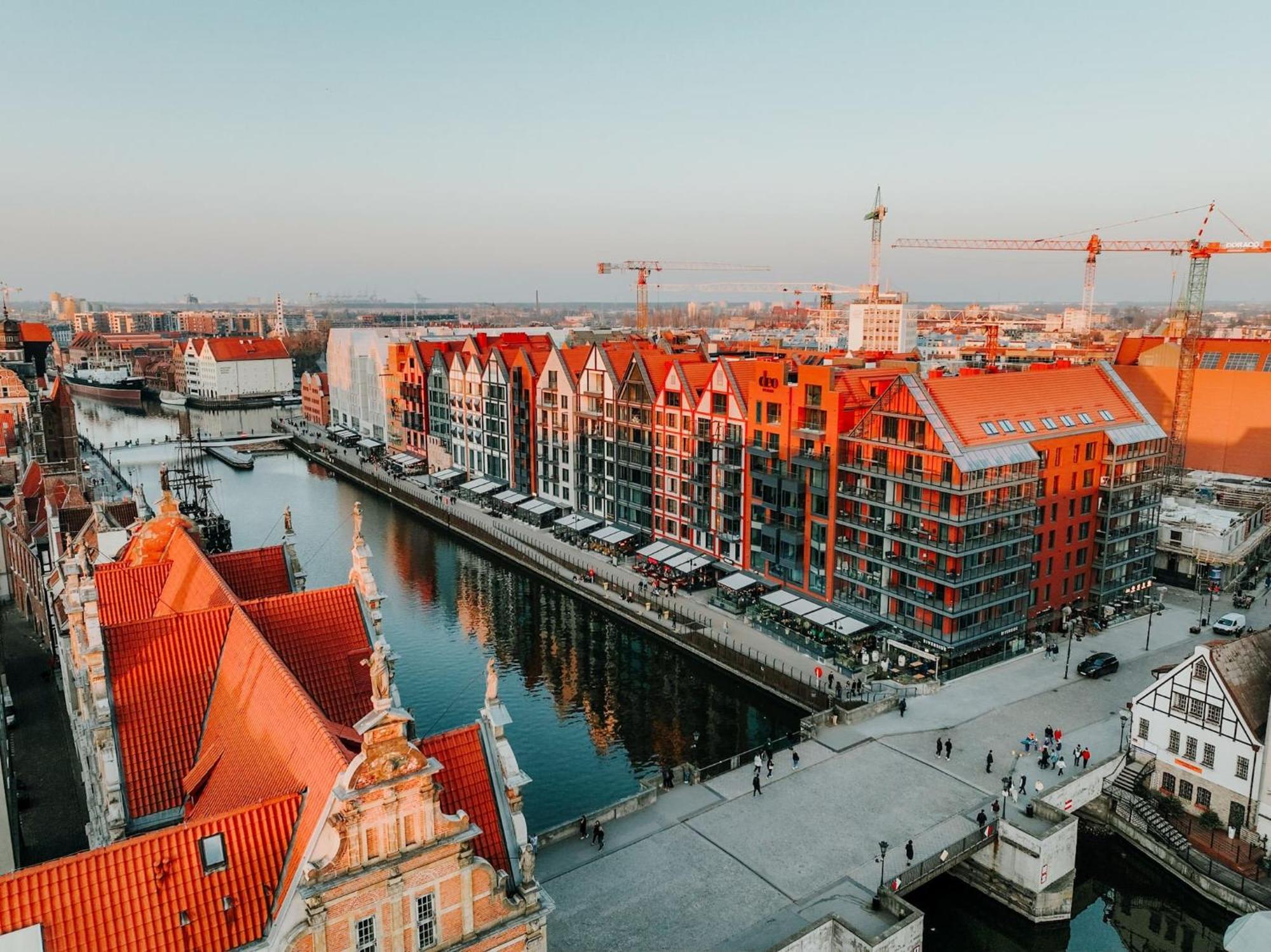 Rent Like Home X Deo Plaza - Old Town Гданьск Экстерьер фото